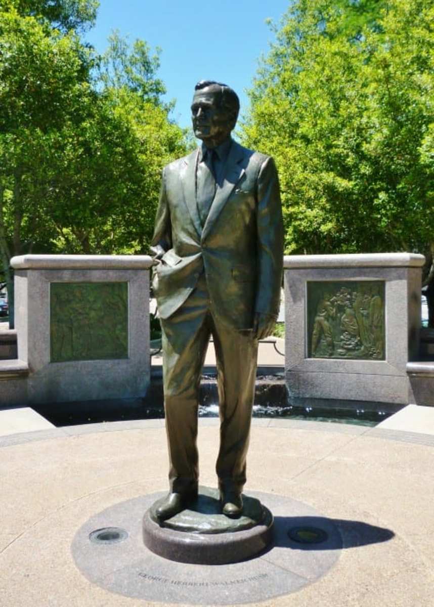 H. W. Bush Monument in Sesquicentennial Park, Houston WanderWisdom