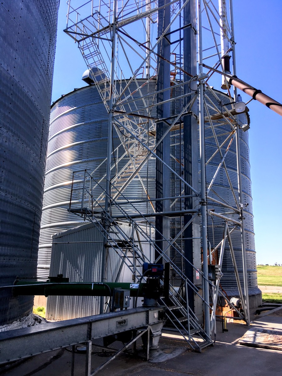 How to Build a Grain Bin Ladder Safety Cage (Includes Safety Concerns