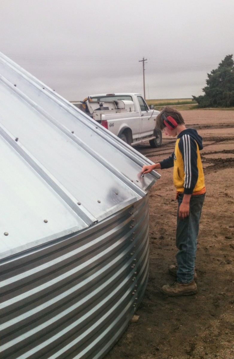 How to Build a Grain BinRoof, Peak Ring, Lid, Safety Ring, and Roof
