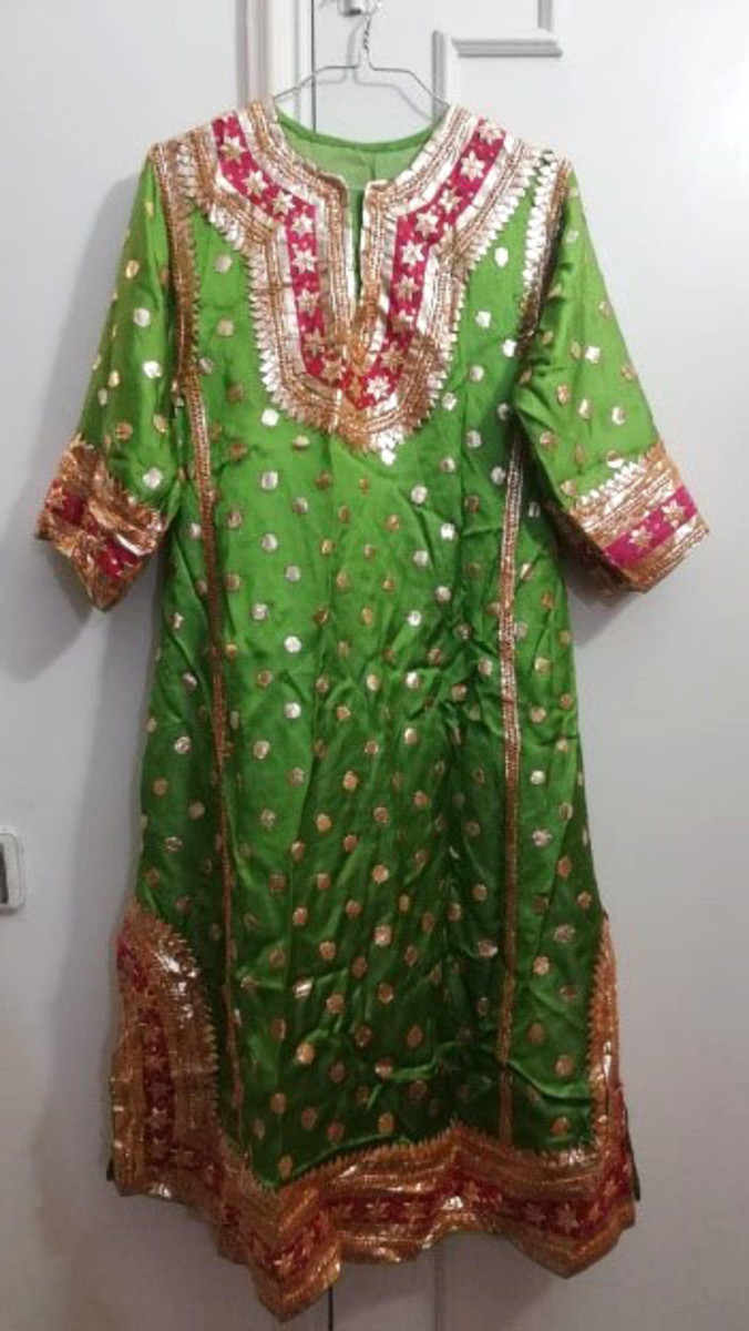 A Traditional Kashmiri Dress Pheran HubPages