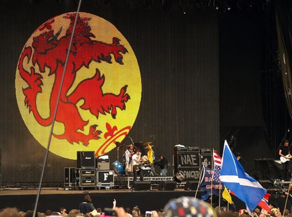 20 of the Top Famous Scottish Bands of All Time Spinditty