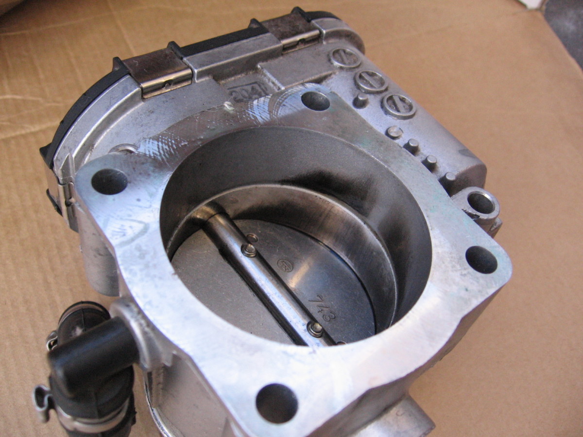 How to Clean the Throttle Body on a VW or Audi 1.8T AxleAddict