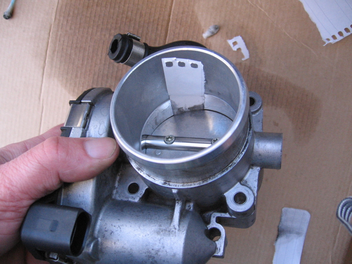 How to Clean the Throttle Body on a VW or Audi 1.8T | AxleAddict