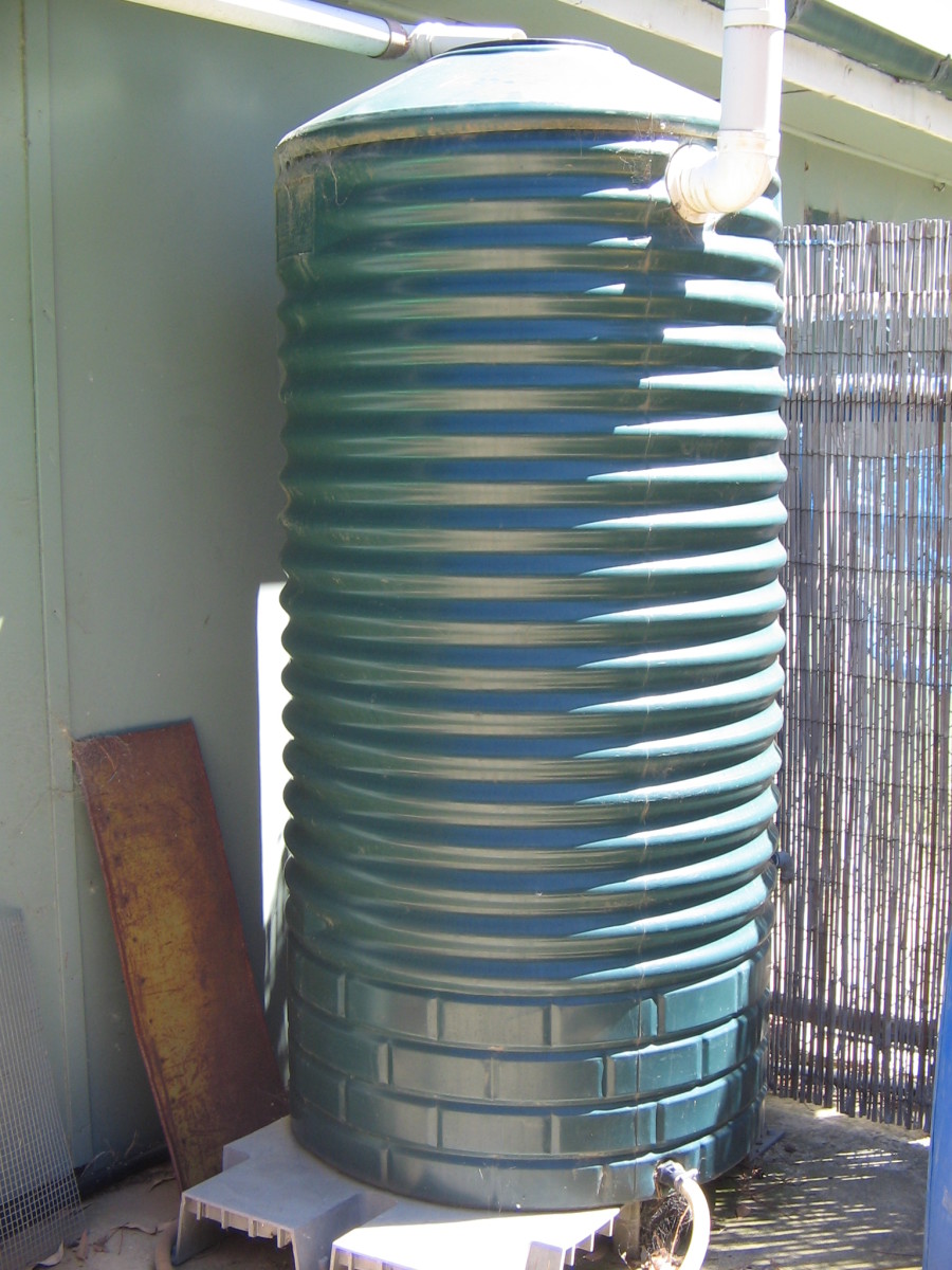 Rainwater storage tanks: how to select and install rain water tanks