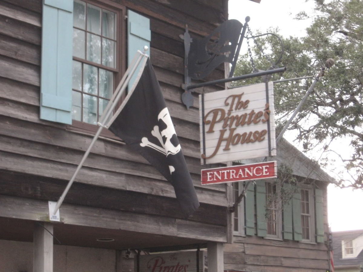 The Pirates House , Savannah hubpages