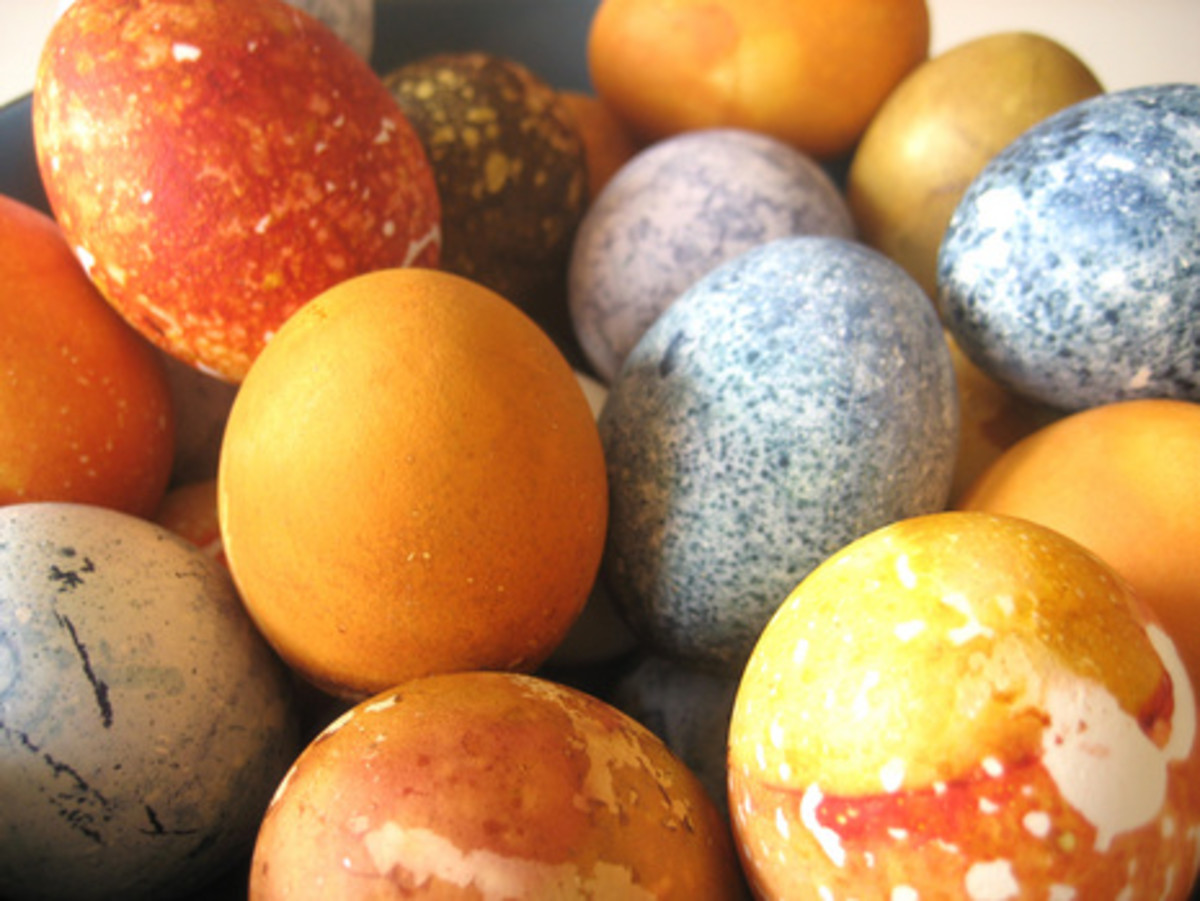 How to Color Easter Eggs With Natural Dyes Holidappy