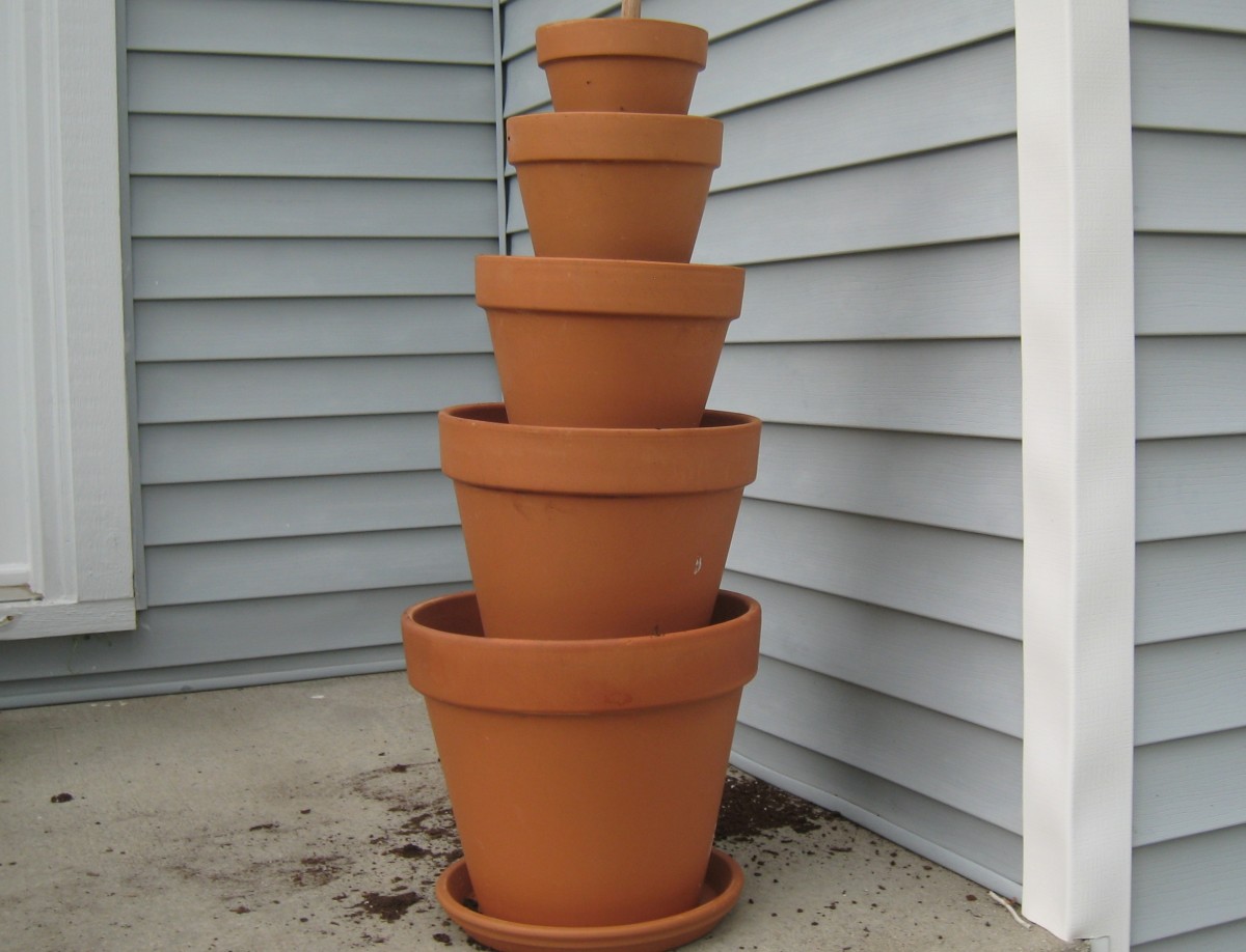 How to Make a Terracotta Pot Flower Tower with Annuals Dengarden
