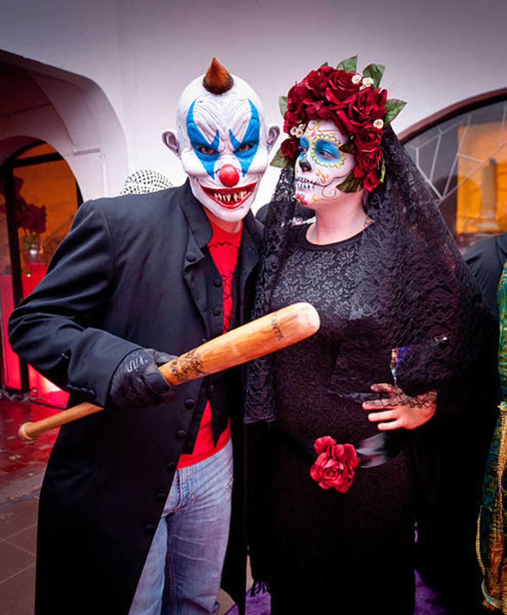 Halloween Fun for GrownUps Horror, Murder Dinner Party, and How to
