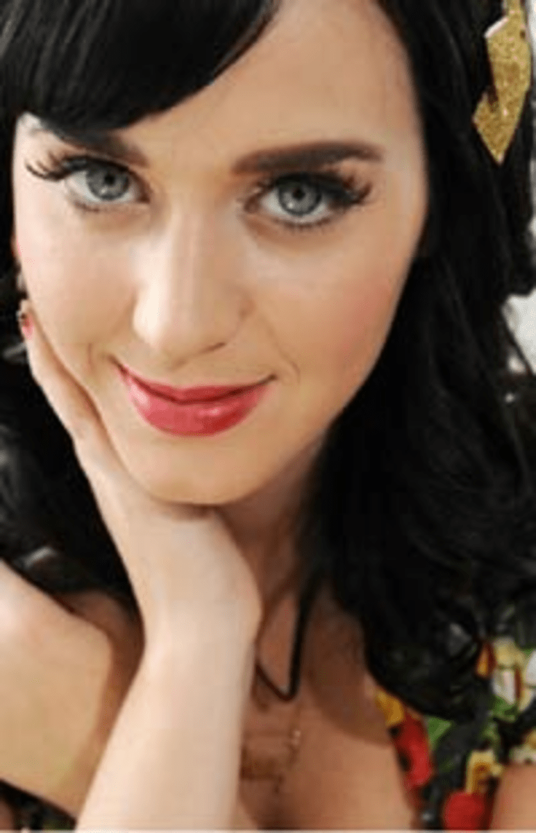 Makeup for Black Hair, Blue Eyes, and Fair Skin HubPages