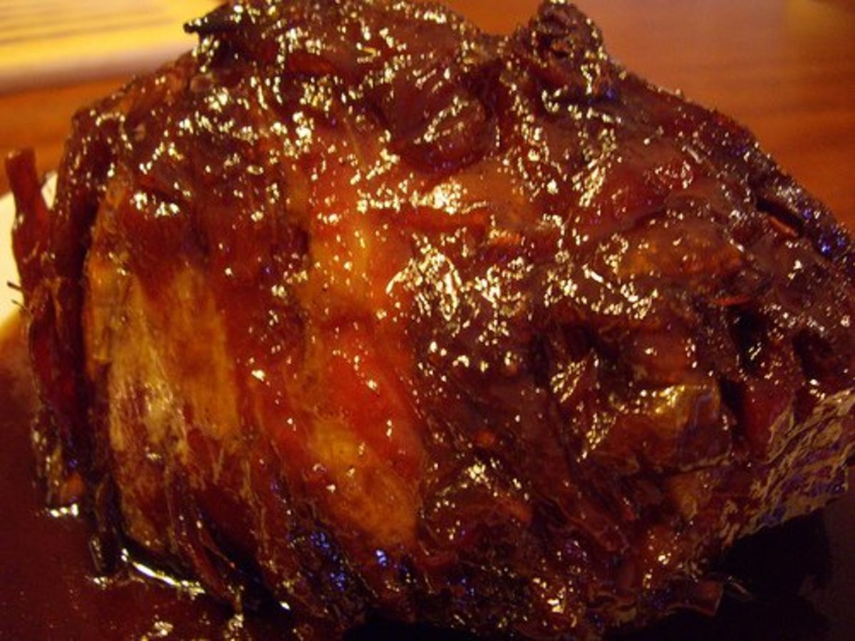 Old Fashioned RecipiesSmoked Ham with Apricot Glaze