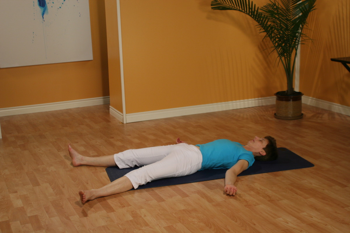 Chair Yoga for Seniors CalorieBee