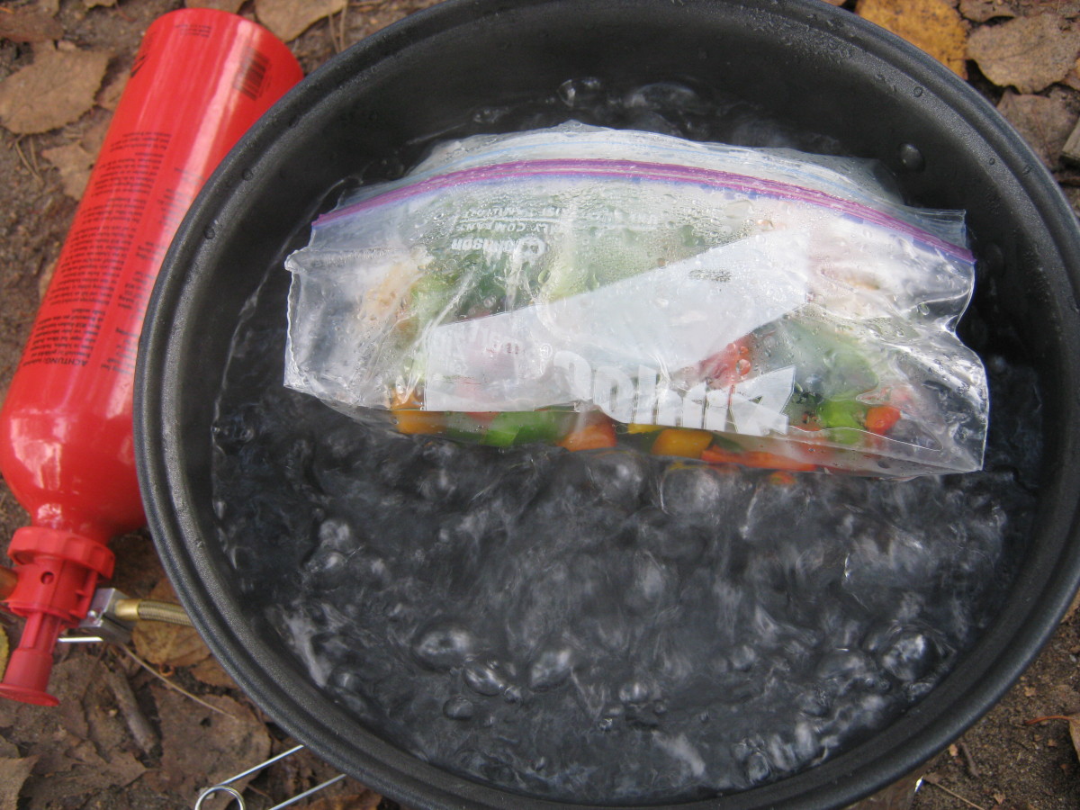 How to Cook an Omelet in a Freezer Bag for an Easy Camping Breakfast