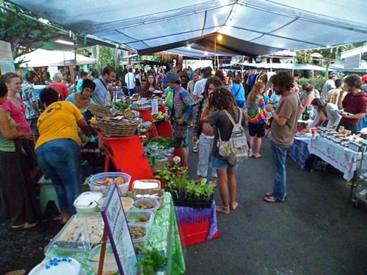 Hidden Hawaii The Night Farmers Market in Kalapana on the Big Island