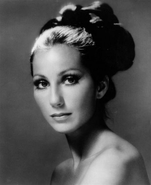 Top 10 Most Famous Singers Of All Time