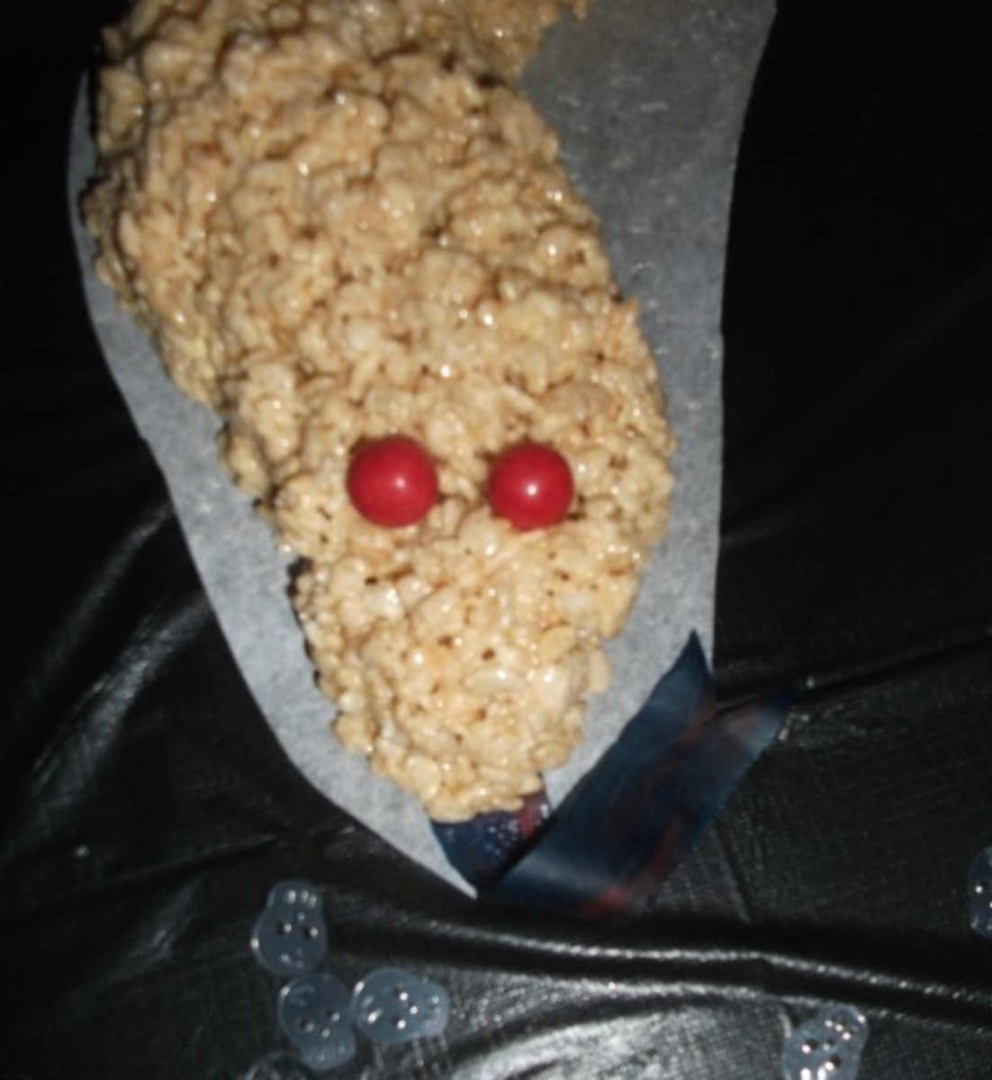 How to Shape Rice Krispies Treats Delishably