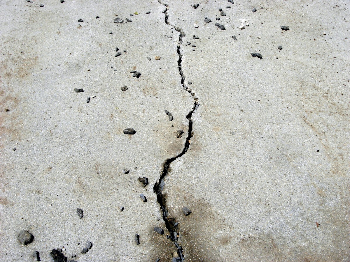 How to Repair Concrete Driveway Cracks Dengarden