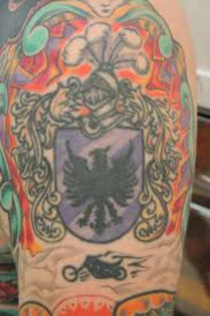 Coat of Arm Tattoos And MeaningsFamily Crest Tattoos And MeaningsCoat