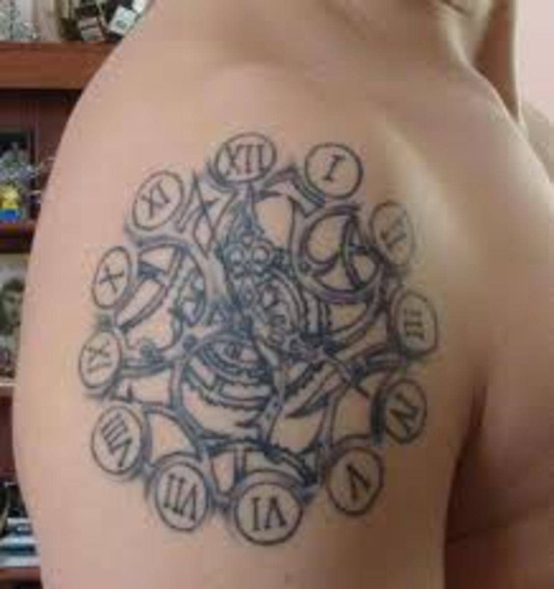 Clock Tattoos Meanings, Pictures, Designs, and Ideas TatRing