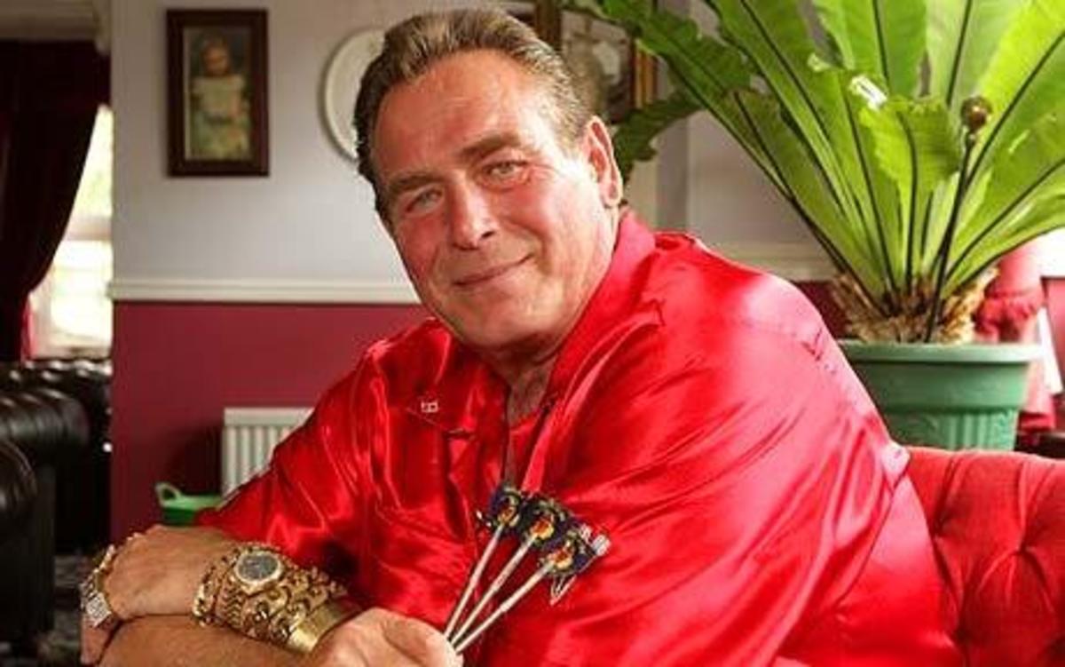Top Ten Tips How to Shoot Good Darts a Guide for Newbie Dart Players