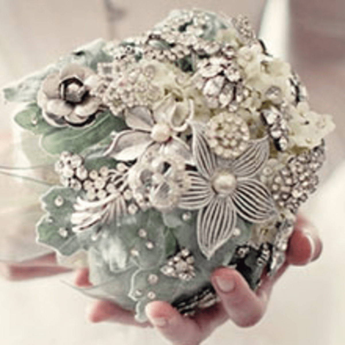 Make your own Brooch Bouquet