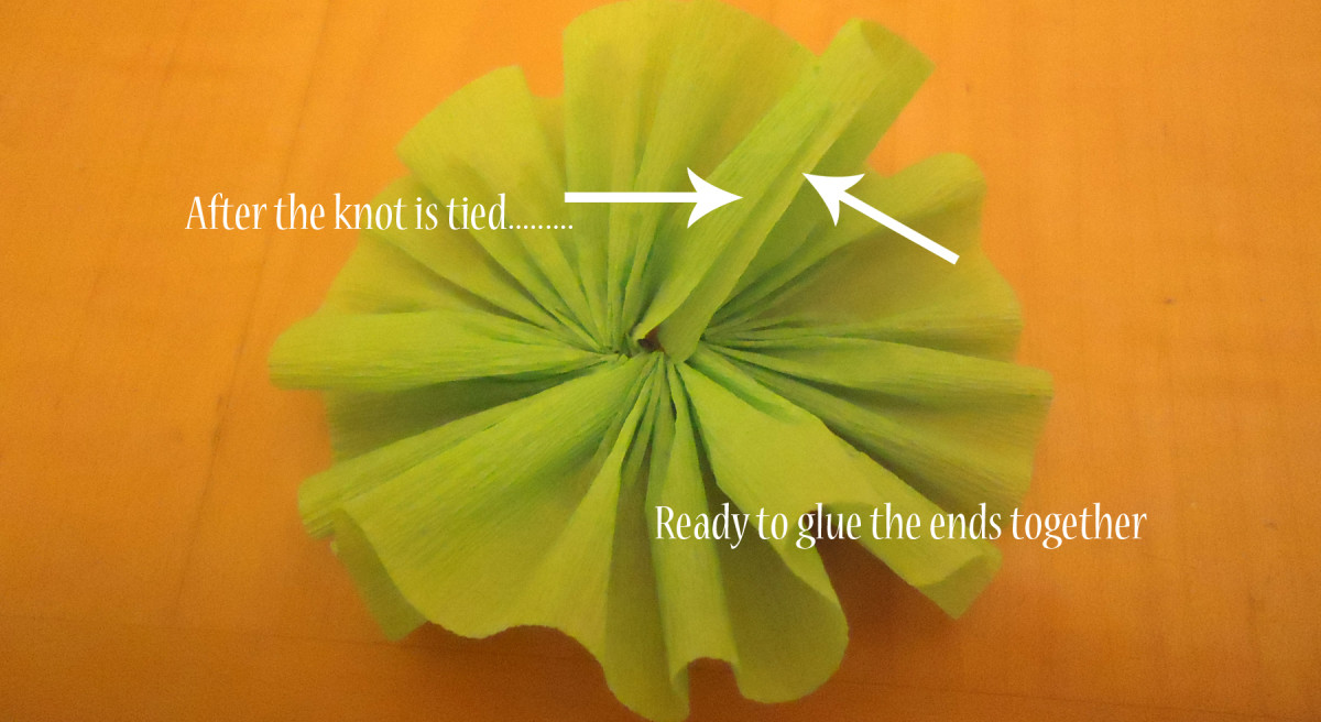 How to Make Crepe Paper Rosettes