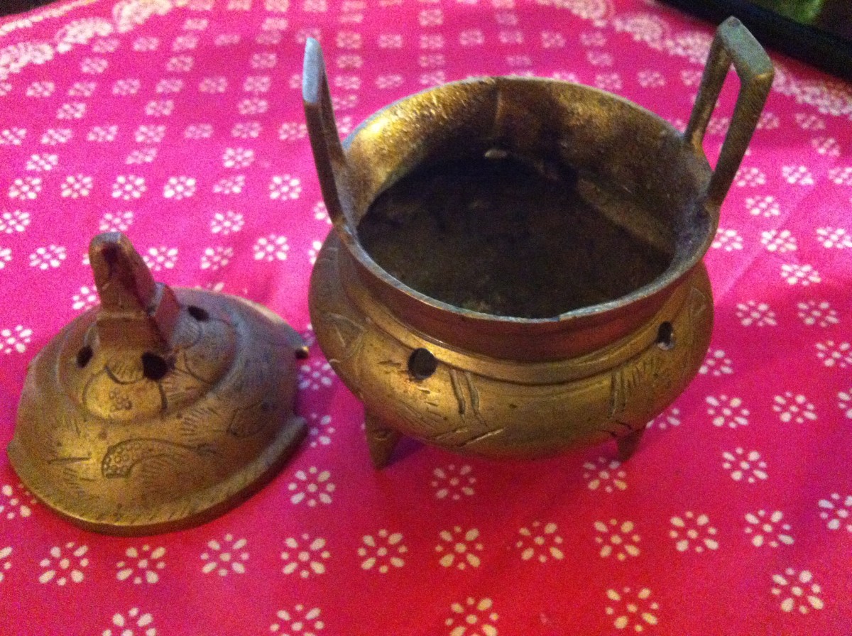 How to Burn Incense Dengarden