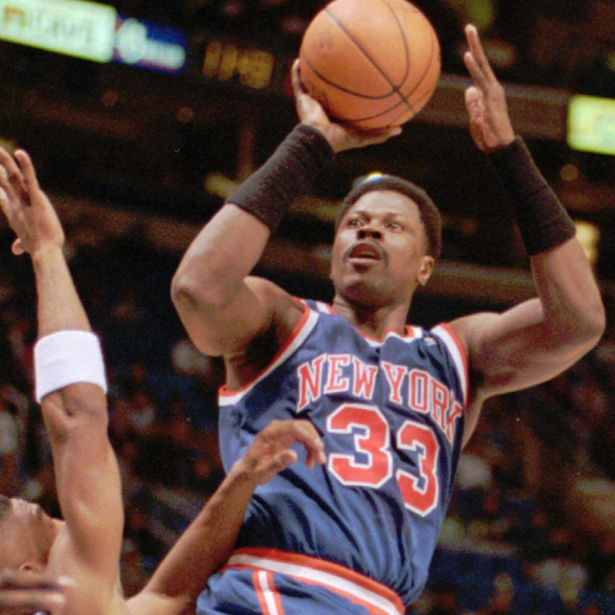 Top 10 Best Basketball Players of All Time HowTheyPlay