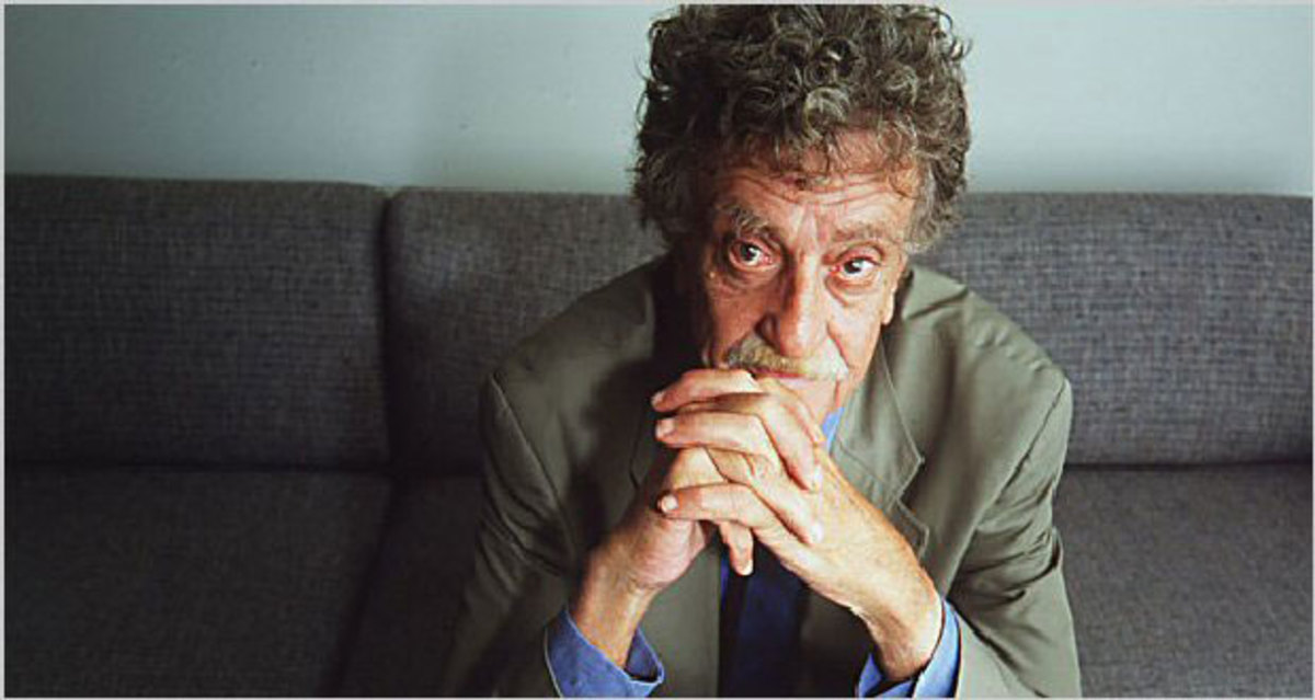 Slaughterhouse 5 by Kurt Vonnegut Book Review HubPages