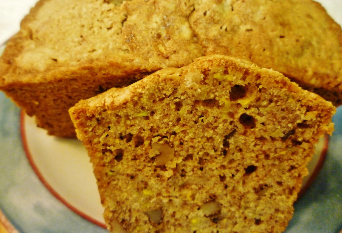 Easy and Delicious Yellow Squash Bread Recipe with Walnuts HubPages