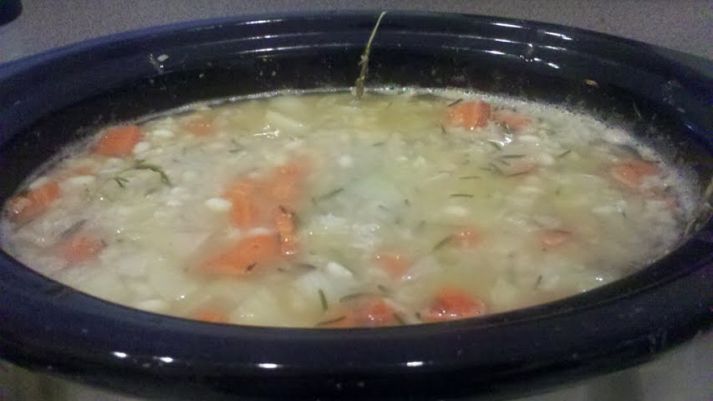 Vegetarian or Vegan Crockpot Recipe Navy Beans And Rice