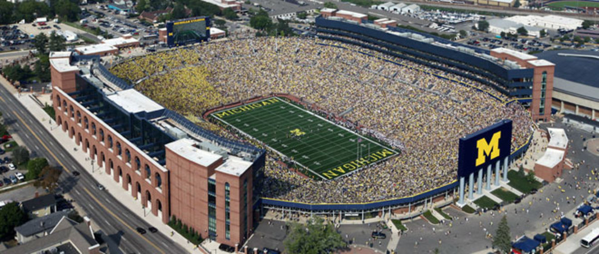 Top 10 Largest College Football Stadiums HubPages