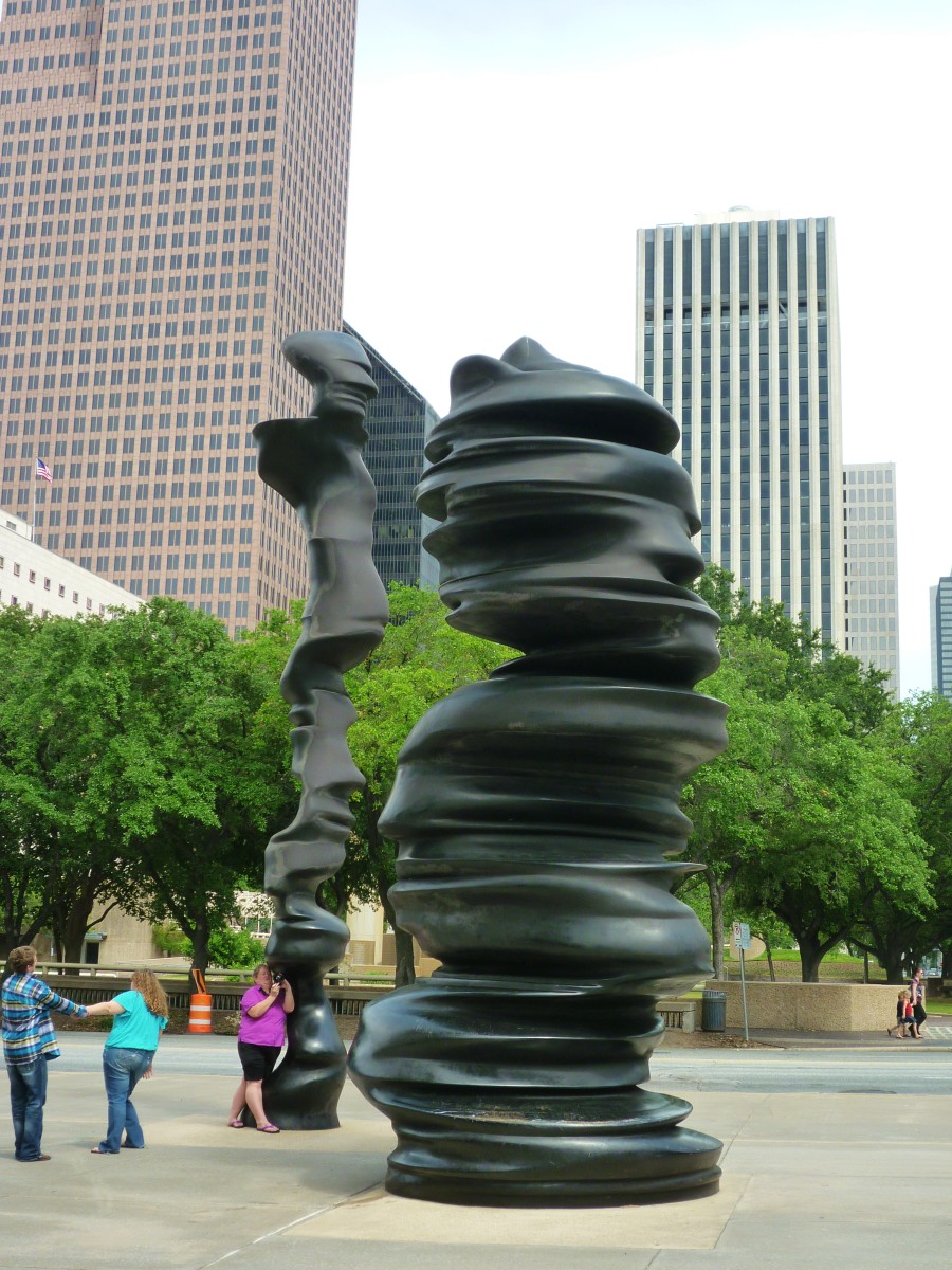 Viewing the Fantastic Artist Sculptures and Sculptural Art in Downtown