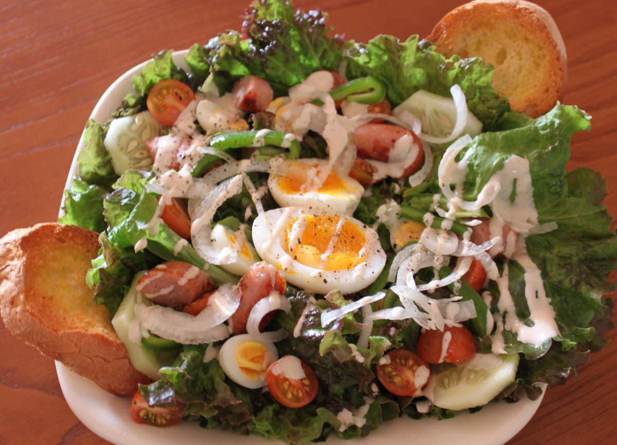 Easy Sunday Brunch or Lunch Recipe All Day Breakfast Salad With Bacon