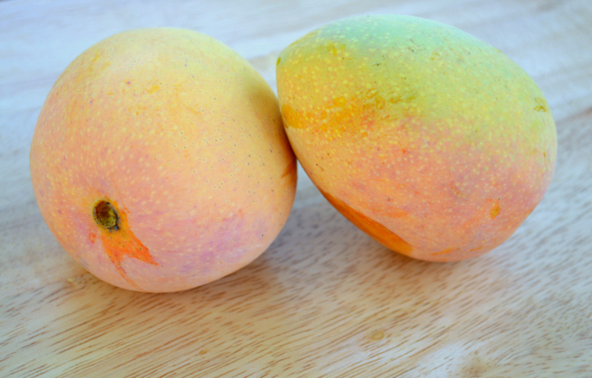 How to Peel Mangos if You're Allergic Delishably