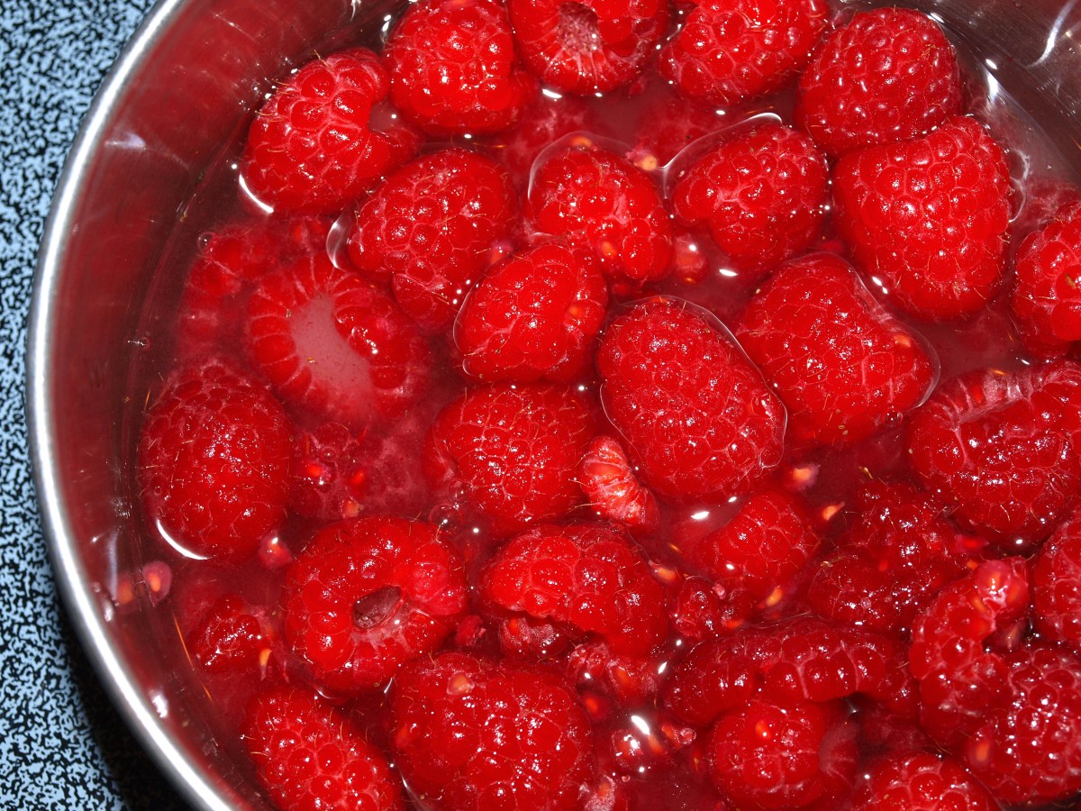 How to Make a Fruit Coulis Delishably