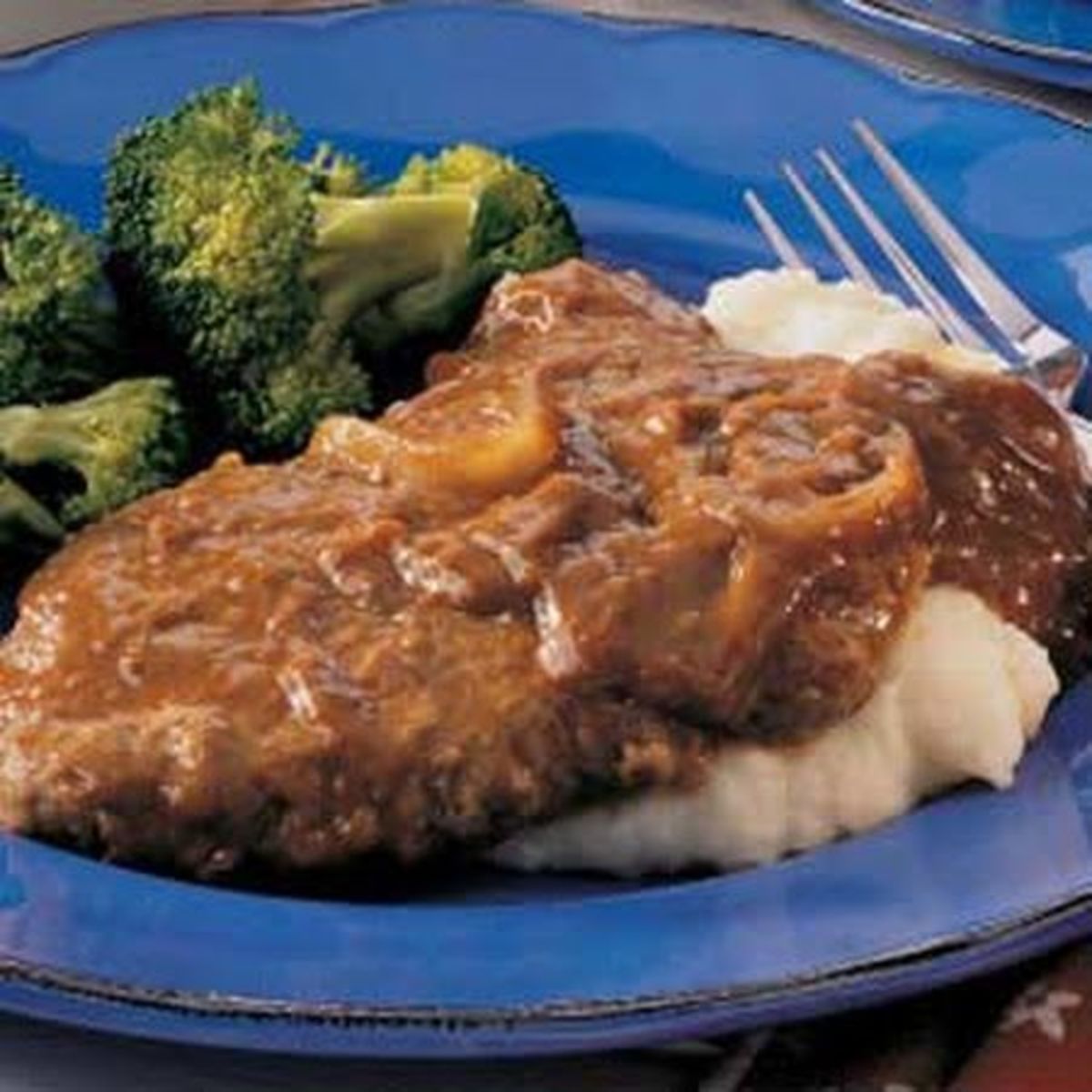 Slow Cooker Cubed Steak and Onions