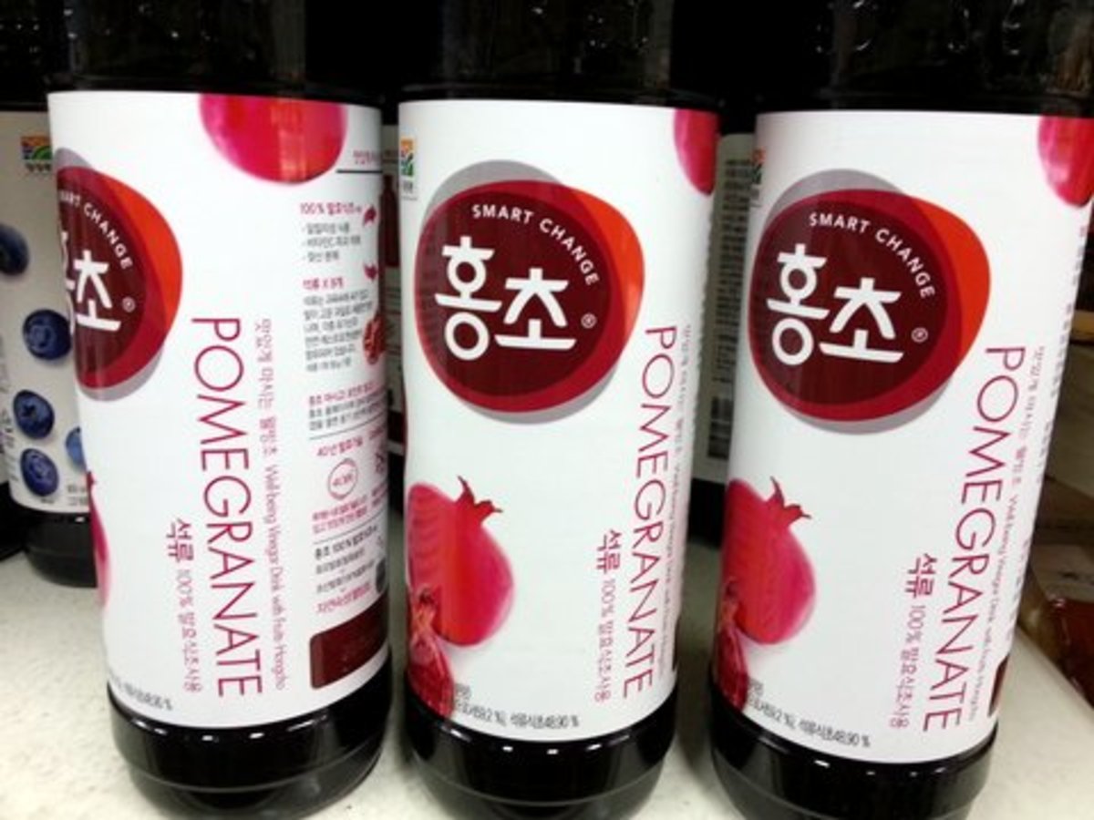 Health Benefits of Pomegranate Vinegar (With Recipes) CalorieBee