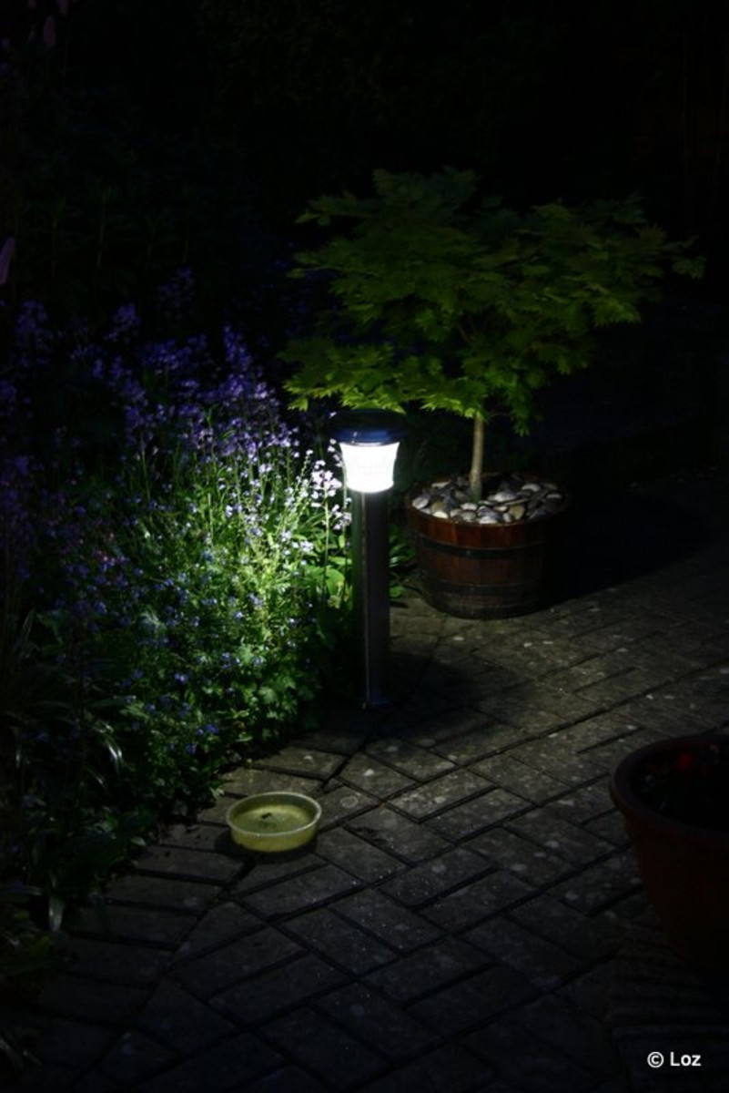 Outdoor Solar Powered Garden Lights Reviews and