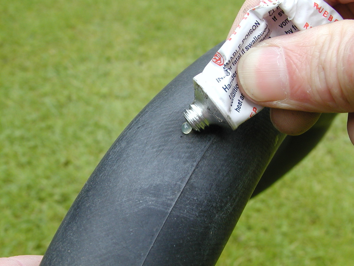 How to Fix a Bike Puncture — 10 Steps With Pictures SkyAboveUs