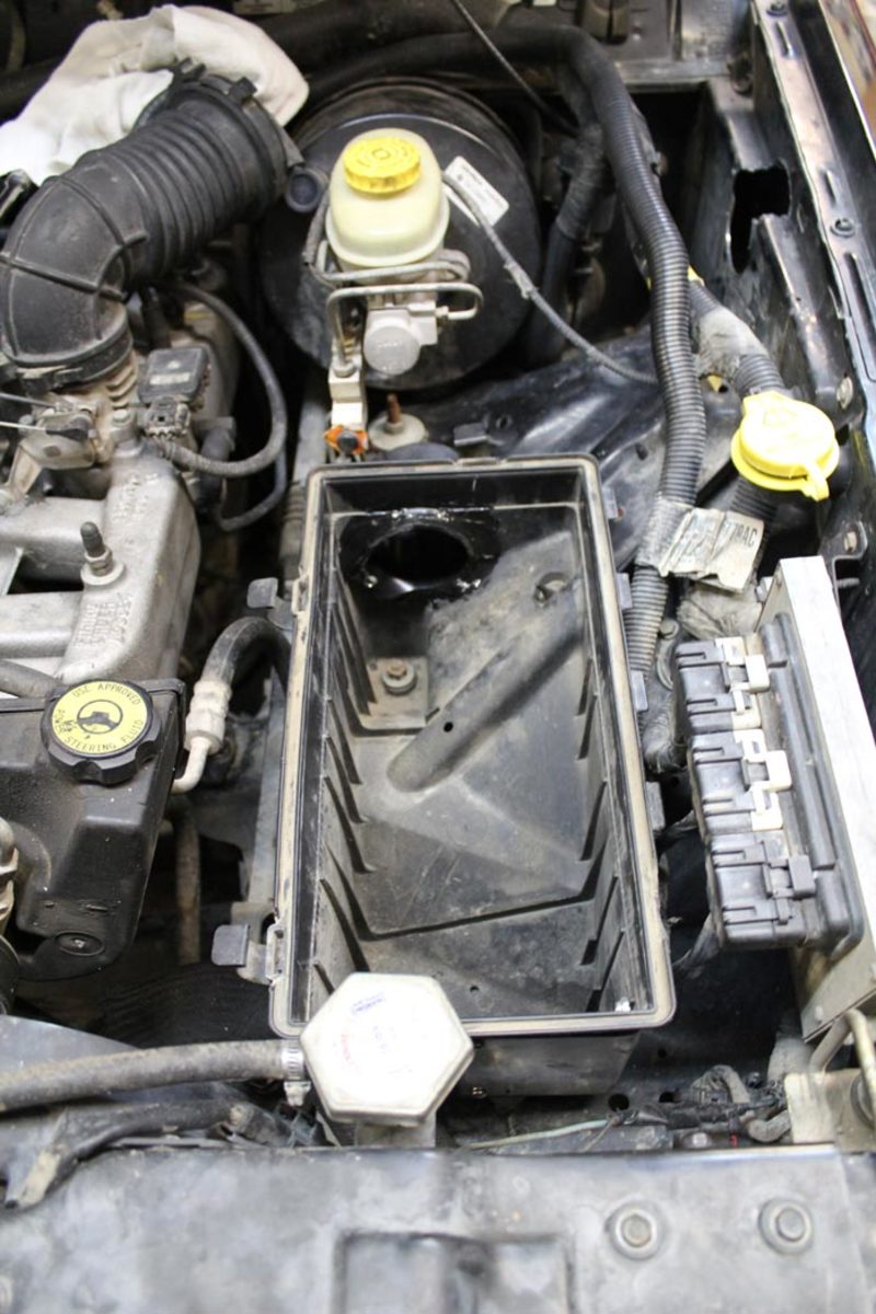 How to Modify a Pre1996 Cherokee XJ Snorkel to Fit on a 19972001 Jeep