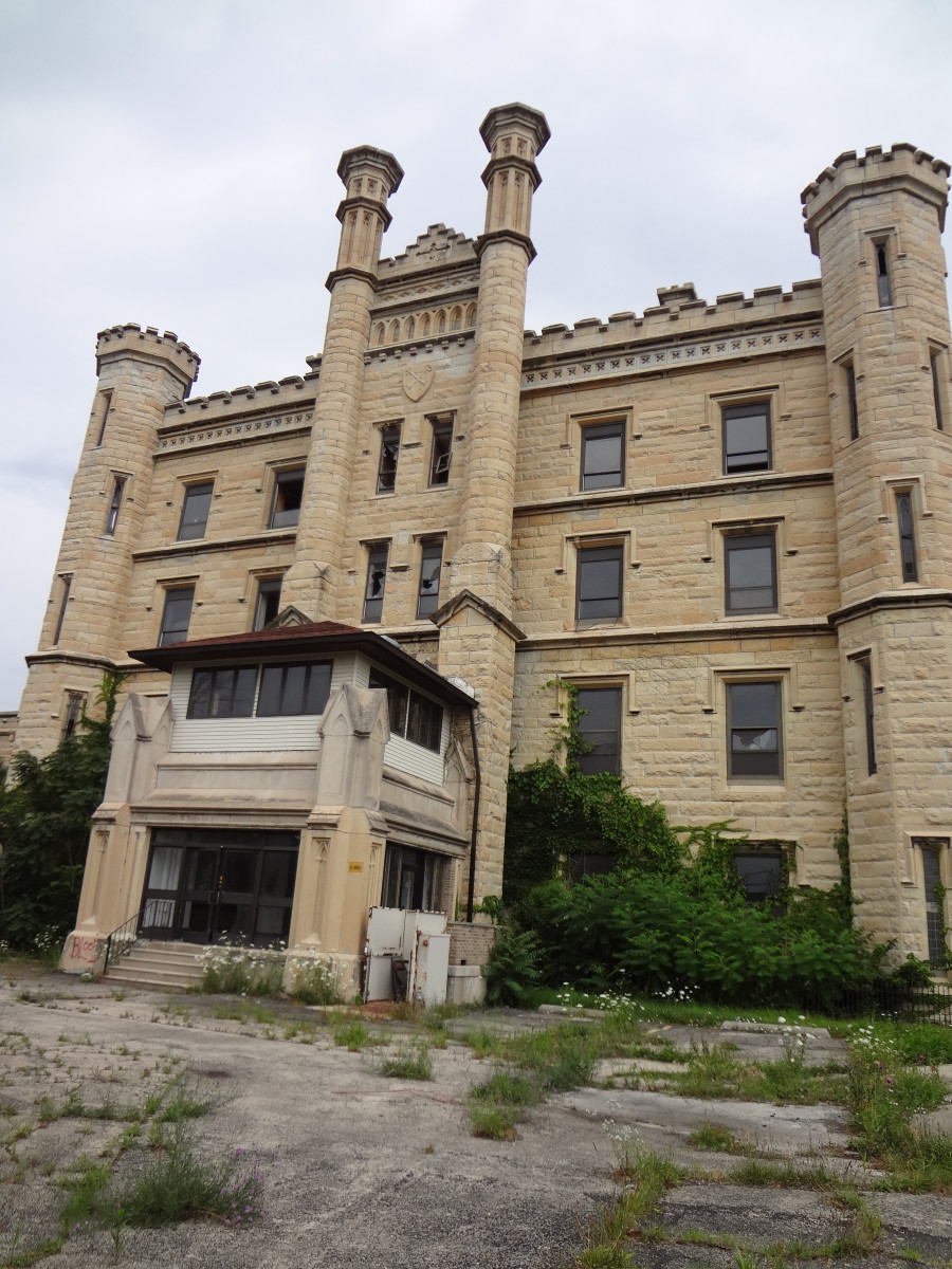 Haunted Joliet A Guide to the City's Most Haunted Locations Exemplore