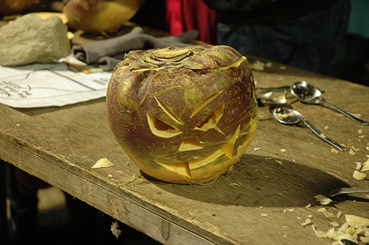 The History of The Jack O'Lantern HubPages