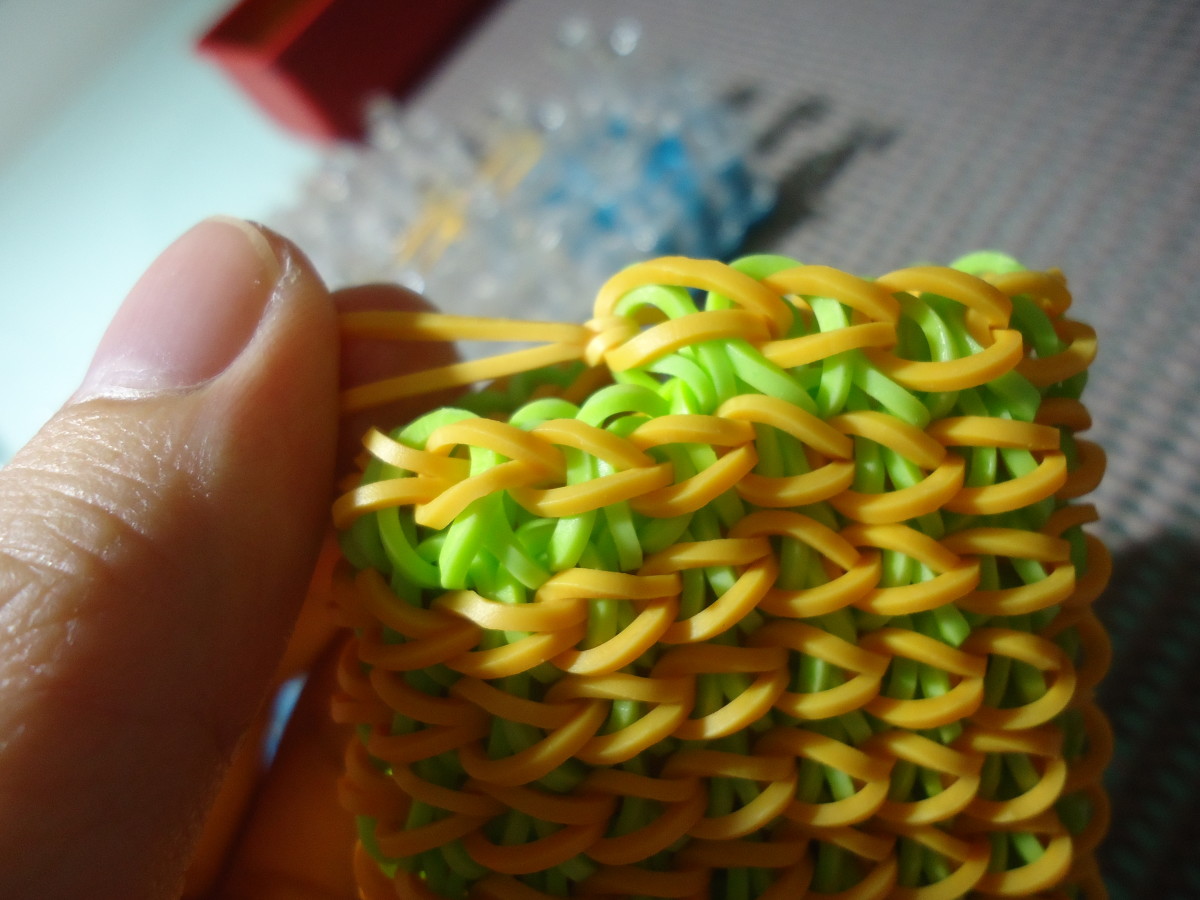 How to Make a Spiral Pencil Case Using the Rainbow Loom HubPages