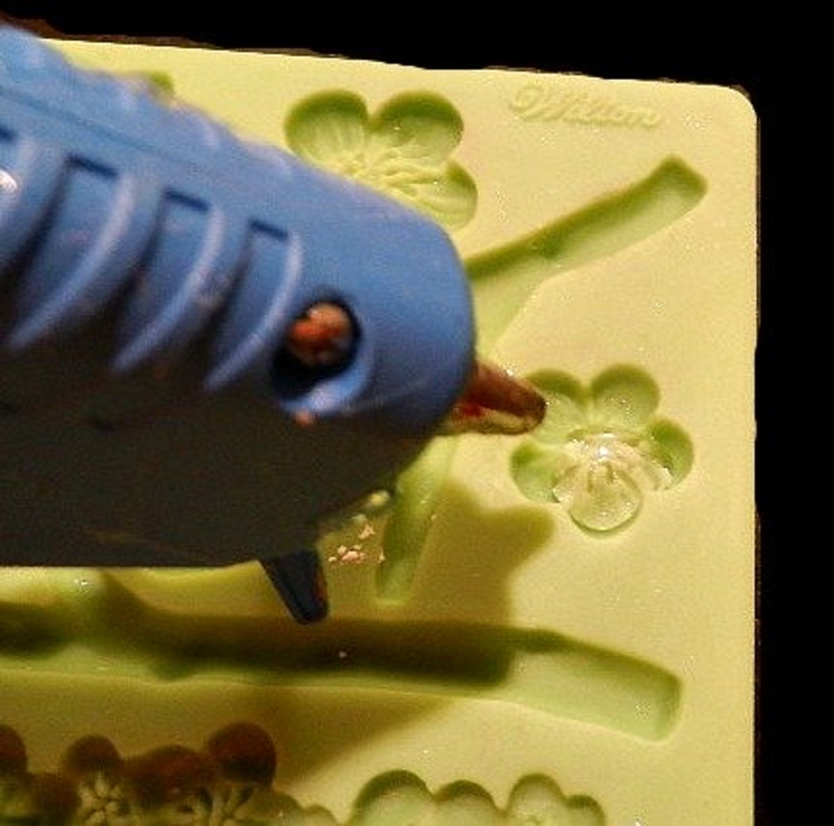 10 Genius Ways to Use Your Glue Gun
