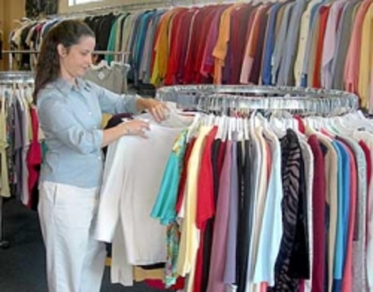 Tourist shopping in Sri Lanka Top things to buy and where to buy them