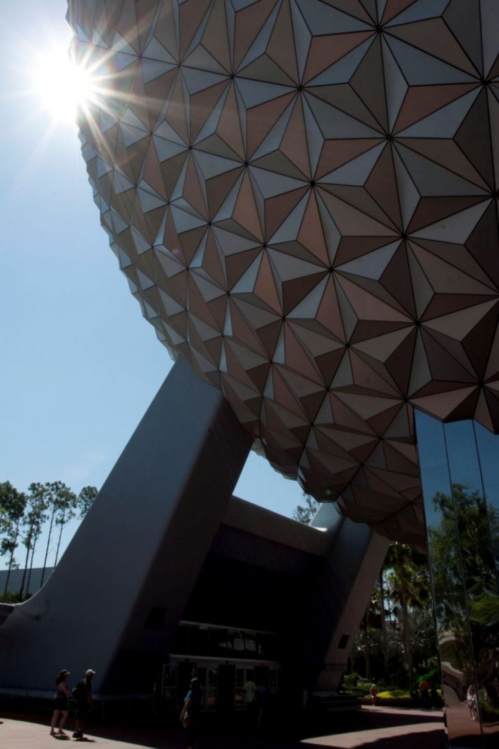 Best Epcot Restaurants for Teens and Older Kids