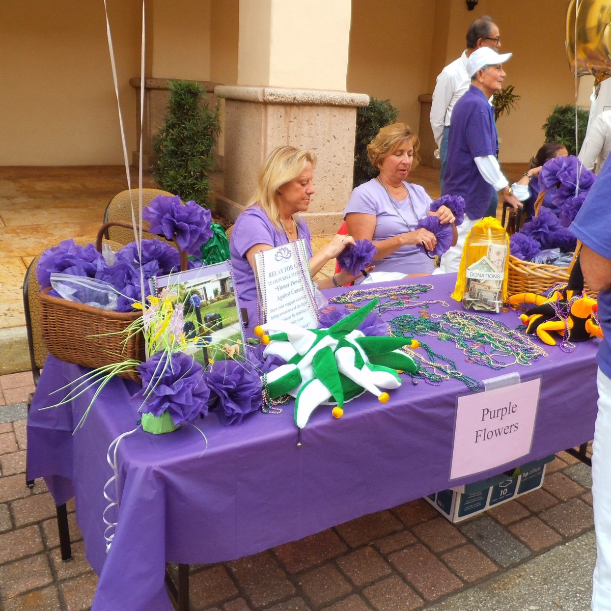 Decorate a Golf Cart for Mardi Gras