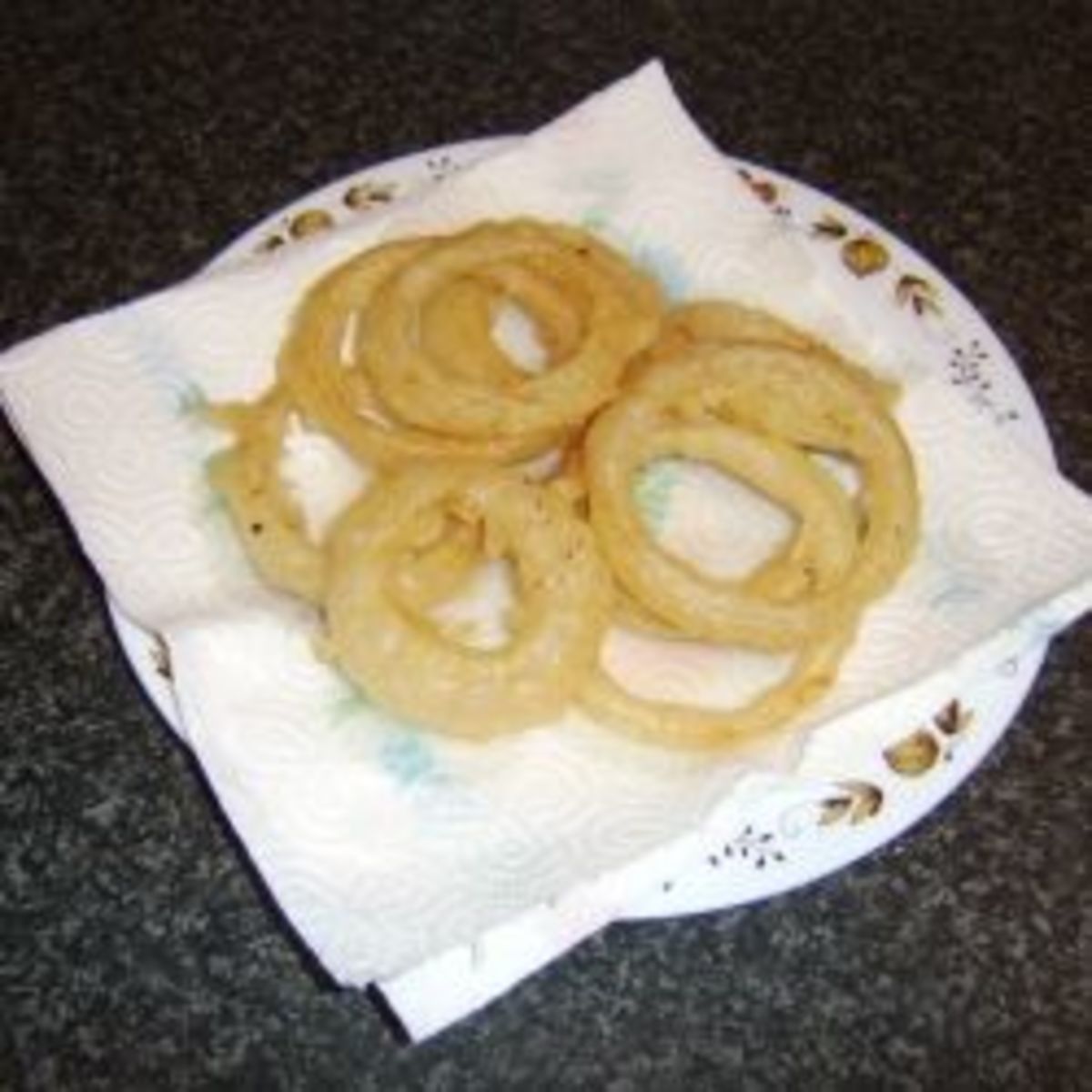 How to Make Fried Onion Rings and Perfect Batter Mix Delishably