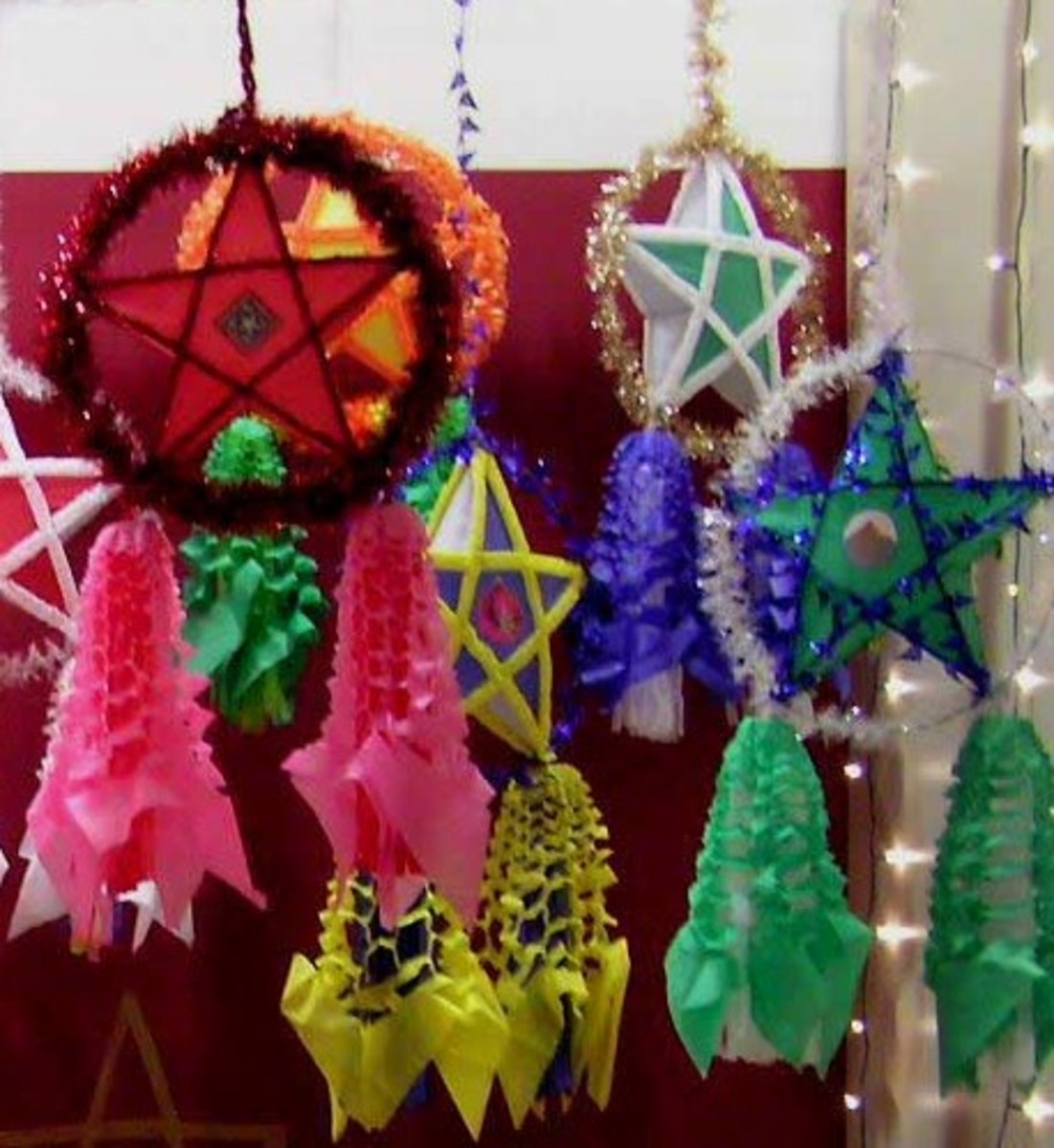 How to Make a Christmas Lantern or Parol Using Recyclable Materials