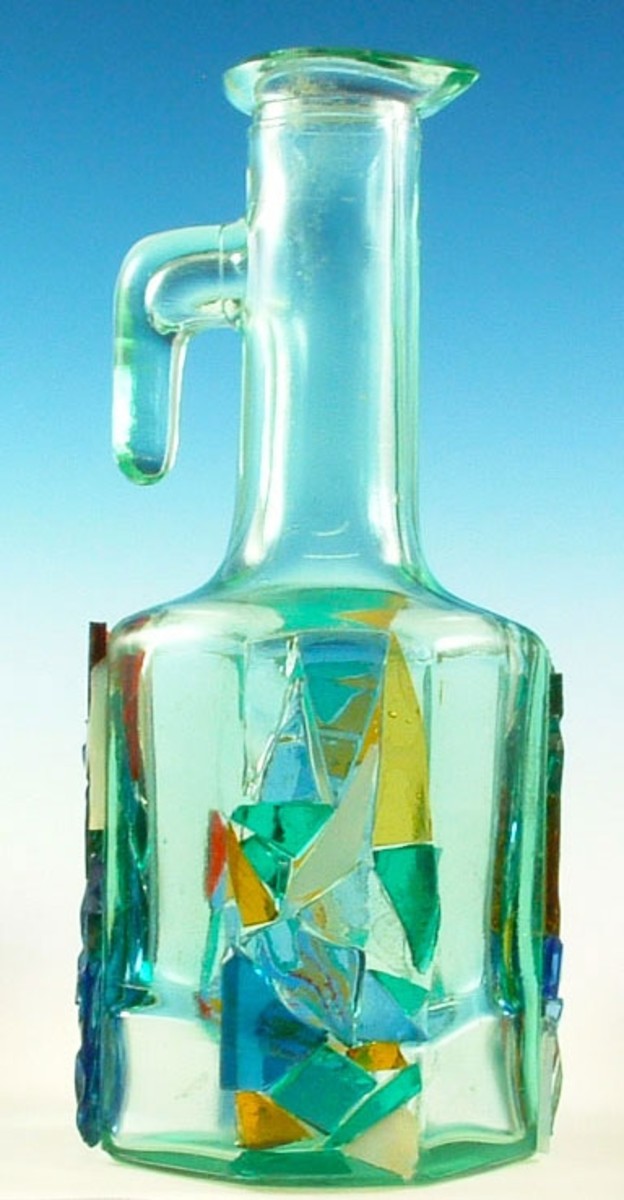 Glass Crafts How to Upcycle Bottles Using Stained Glass Mosaic Cobbles